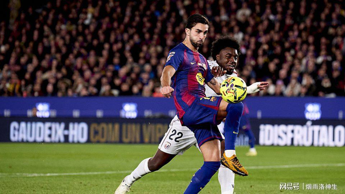 半岛体育官网-巴尔加斯新赛季在沙特超踢了几场