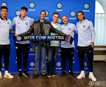 半岛体育官方网站-阿扎尔过人集锦梨花香